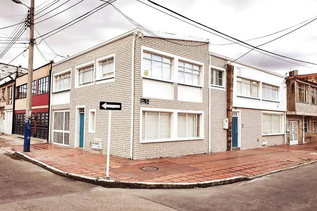 Homy Apartamentos #6 - Corferias, Embassy, Airport, G12, Un, Agora Bogota Colombia